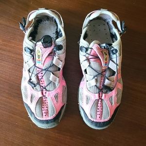 Salomon Contagrip Hiking Sandal pink/grey